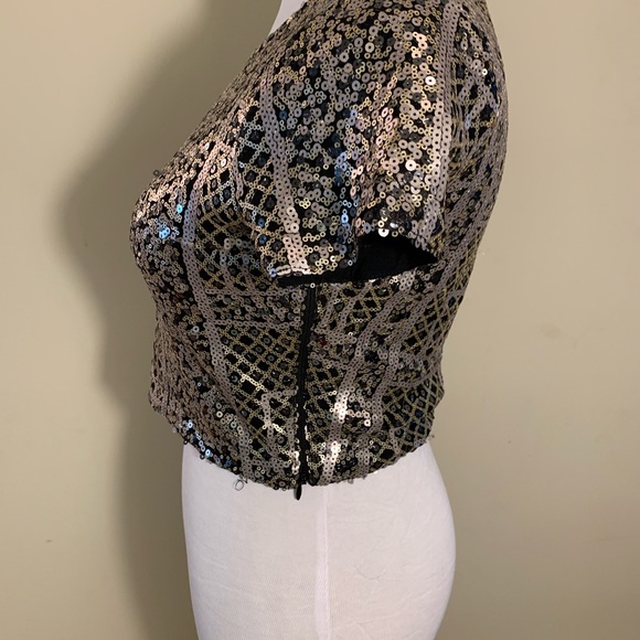 Hollister Crop Top - Picture 2 of 6